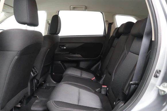 Mitsubishi Outlander - Afbeelding 12 van 30