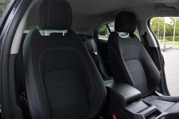 Jaguar I-PACE - Afbeelding 23 van 30