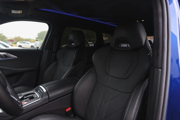 BMW XM - Afbeelding 14 van 30