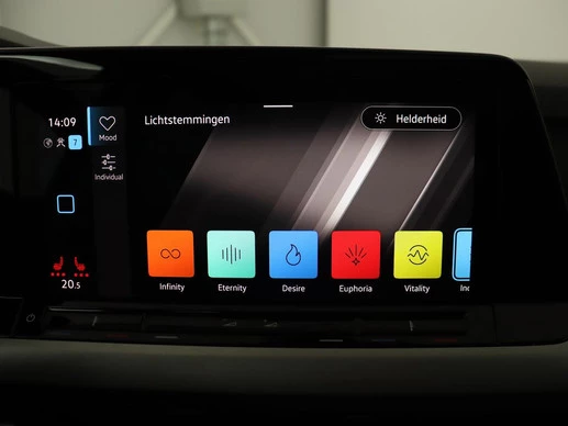 Volkswagen Golf - Afbeelding 22 van 30