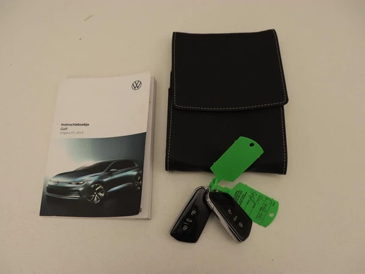 Volkswagen Golf - Afbeelding 24 van 30