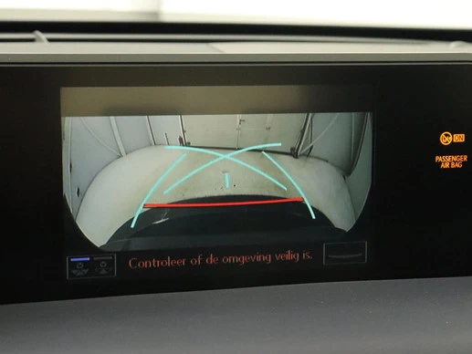 Lexus UX - Afbeelding 13 van 30