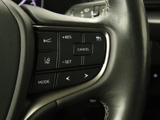 Lexus UX - Afbeelding 16 van 30