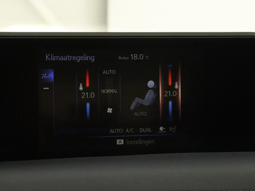 Lexus UX - Afbeelding 18 van 30