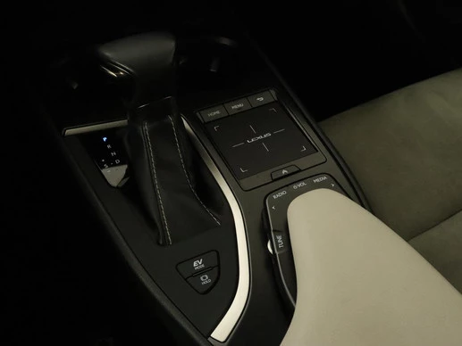 Lexus UX - Afbeelding 22 van 30