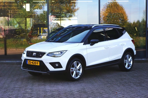 SEAT Arona - Afbeelding 1 van 28