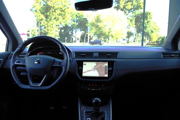 SEAT Arona - Afbeelding 3 van 28