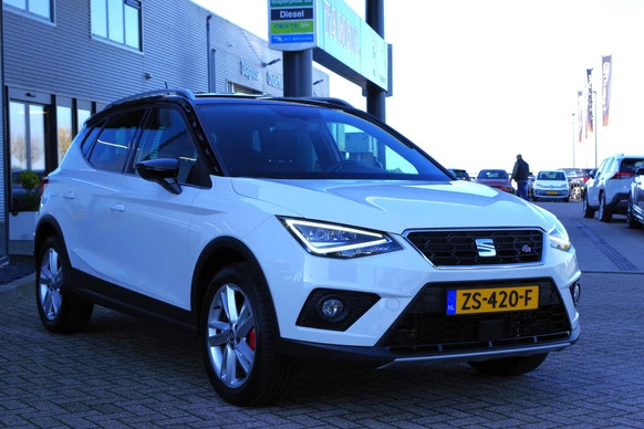 SEAT Arona - Afbeelding 4 van 28