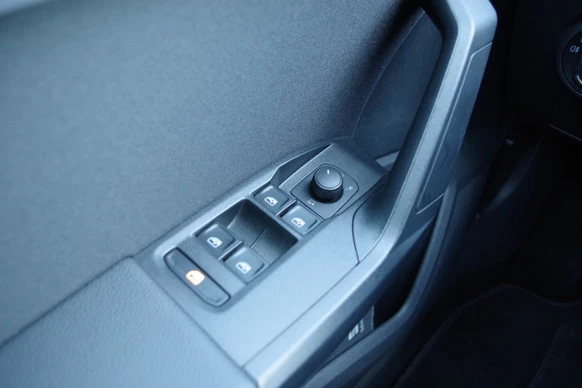 SEAT Arona - Afbeelding 14 van 28