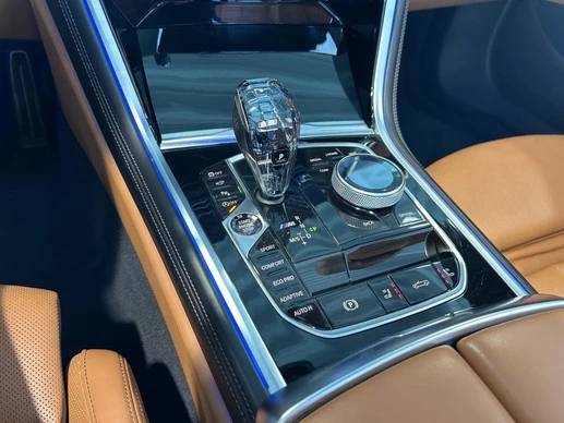 BMW 8 Serie - Afbeelding 17 van 30