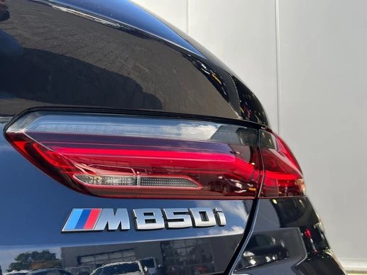 BMW 8 Serie - Afbeelding 28 van 30