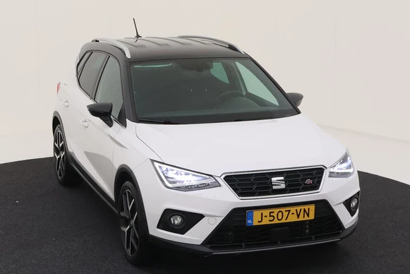 SEAT Arona - Afbeelding 2 van 12
