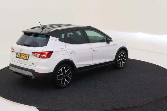 SEAT Arona - Afbeelding 3 van 12
