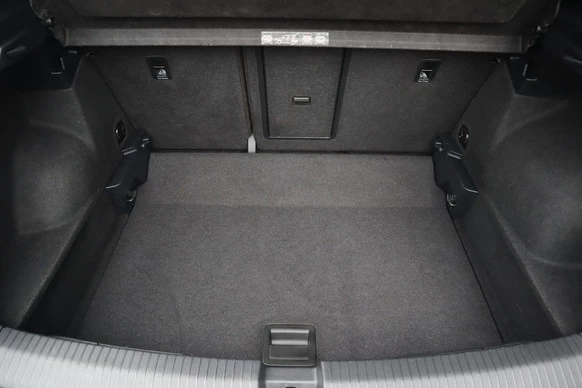 Volkswagen T-Roc - Afbeelding 26 van 30