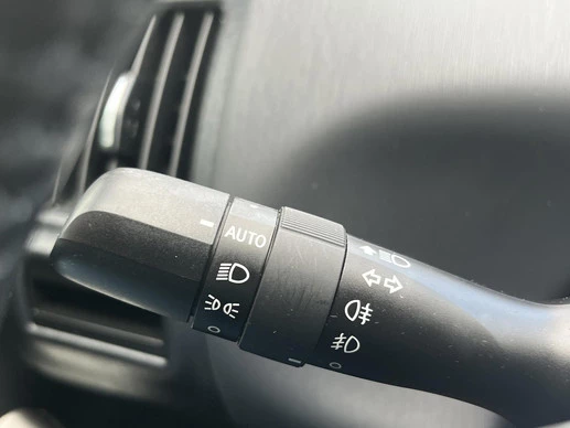 Toyota Prius - Afbeelding 16 van 30