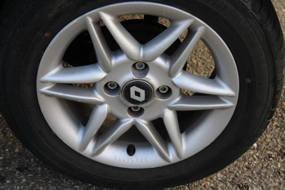 Dacia Spring - Afbeelding 10 van 30