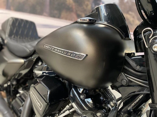 Harley-Davidson Road King - Afbeelding 8 van 13