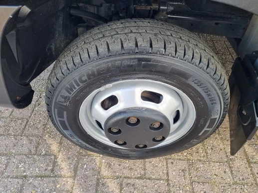 Iveco Daily - Afbeelding 13 van 22
