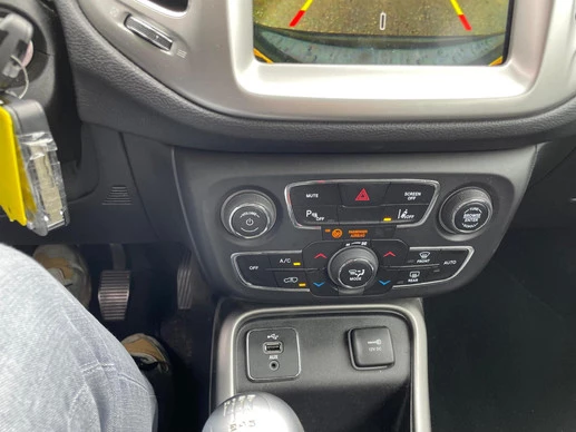 Jeep Compass - Afbeelding 25 van 30