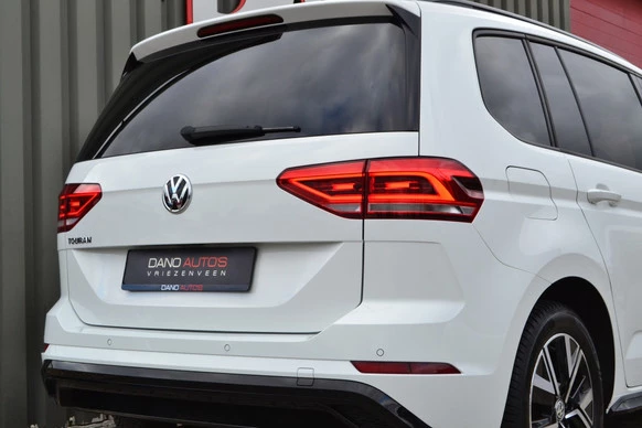 Volkswagen Touran - Afbeelding 23 van 30