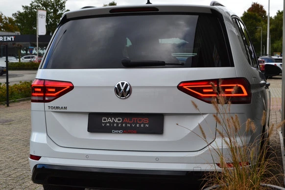 Volkswagen Touran - Afbeelding 18 van 30