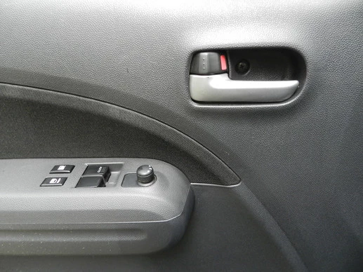 Suzuki Splash - Afbeelding 19 van 30