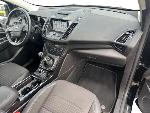 Ford Kuga - Afbeelding 9 van 30