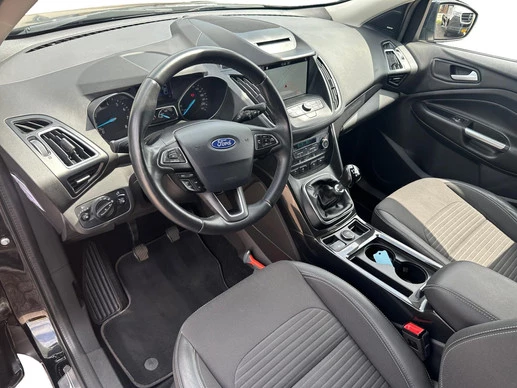 Ford Kuga - Afbeelding 17 van 30