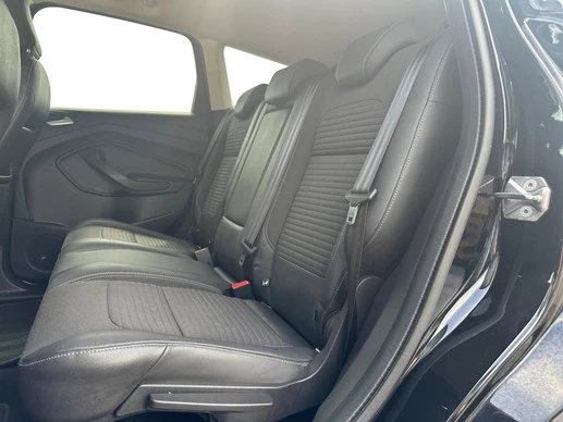 Ford Kuga - Afbeelding 24 van 30