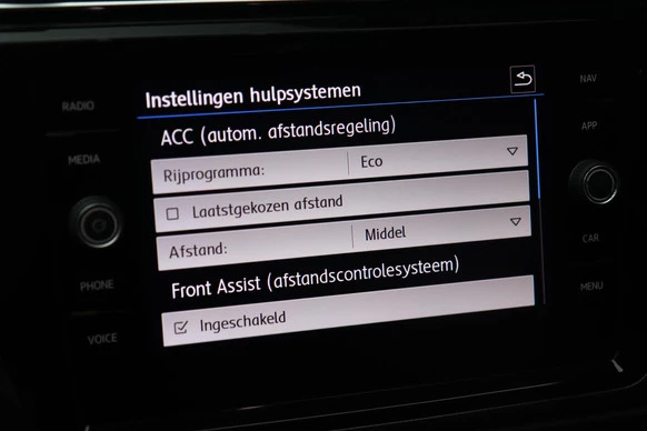Volkswagen Touran - Afbeelding 17 van 30