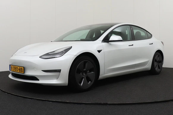 Tesla Model 3 - Afbeelding 1 van 24