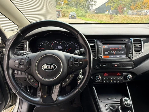 Kia Carens - Afbeelding 10 van 15