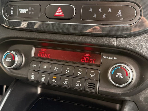 Kia Carens - Afbeelding 15 van 15