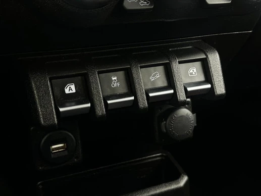 Suzuki Jimny - Afbeelding 18 van 25