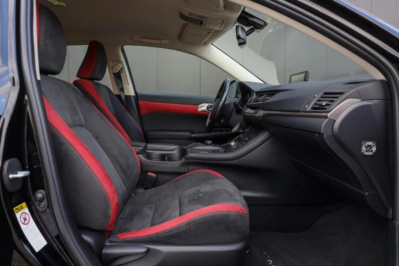 Lexus CT - Afbeelding 14 van 30