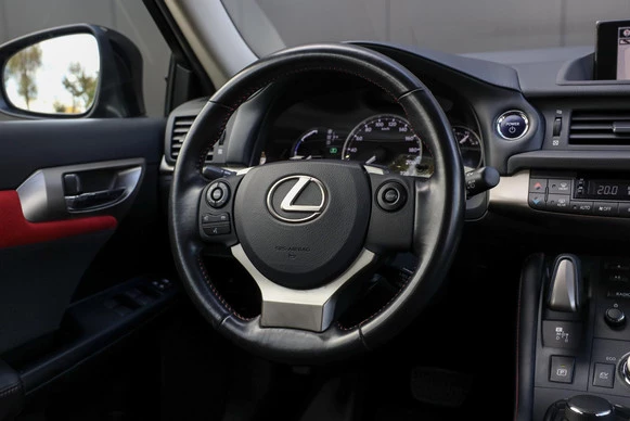 Lexus CT - Afbeelding 18 van 30