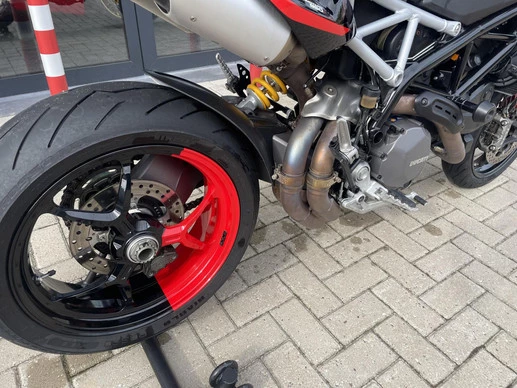 Ducati Hypermotard - Afbeelding 8 van 15