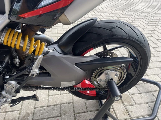 Ducati Hypermotard - Afbeelding 10 van 15