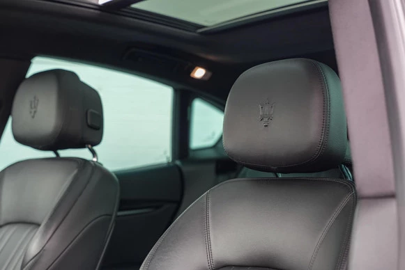 Maserati Levante - Afbeelding 25 van 30