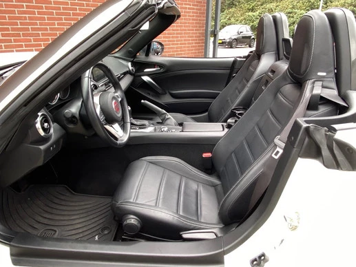 Fiat 124 Spider - Afbeelding 8 van 30