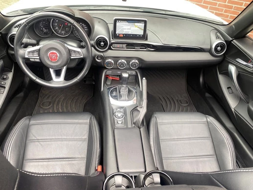 Fiat 124 Spider - Afbeelding 9 van 30