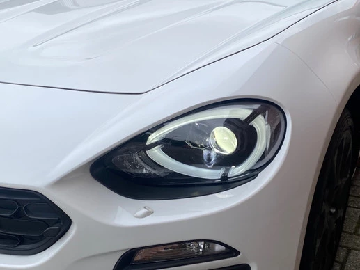 Fiat 124 Spider - Afbeelding 29 van 30