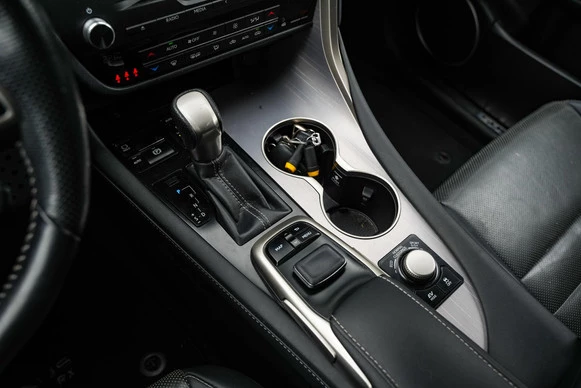 Lexus RX - Afbeelding 15 van 30