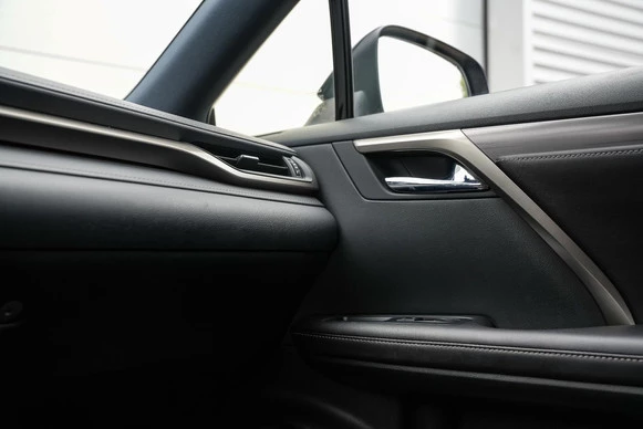 Lexus RX - Afbeelding 23 van 30