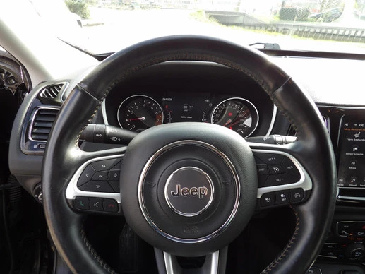 Jeep Compass - Afbeelding 15 van 17
