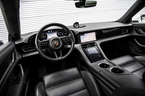 Porsche Taycan - Afbeelding 4 van 30