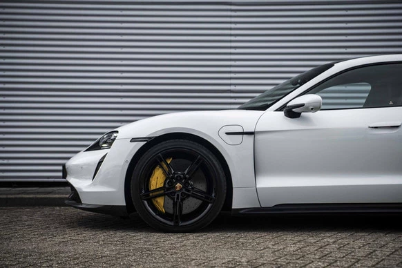 Porsche Taycan - Afbeelding 9 van 30