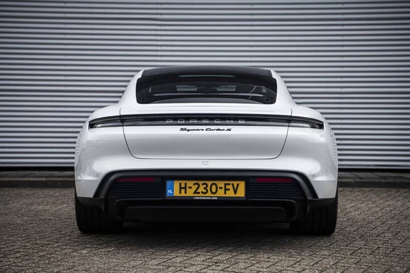 Porsche Taycan - Afbeelding 13 van 30