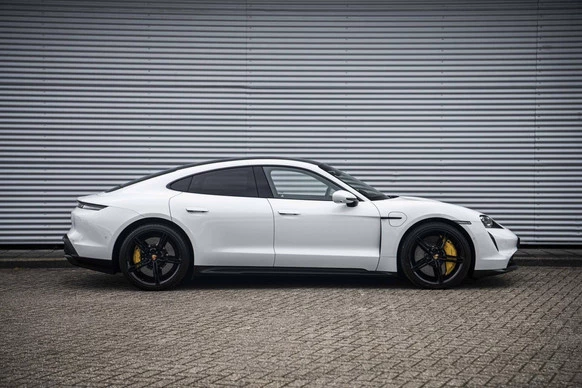 Porsche Taycan - Afbeelding 15 van 30