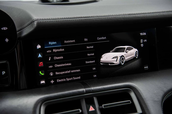 Porsche Taycan - Afbeelding 19 van 30